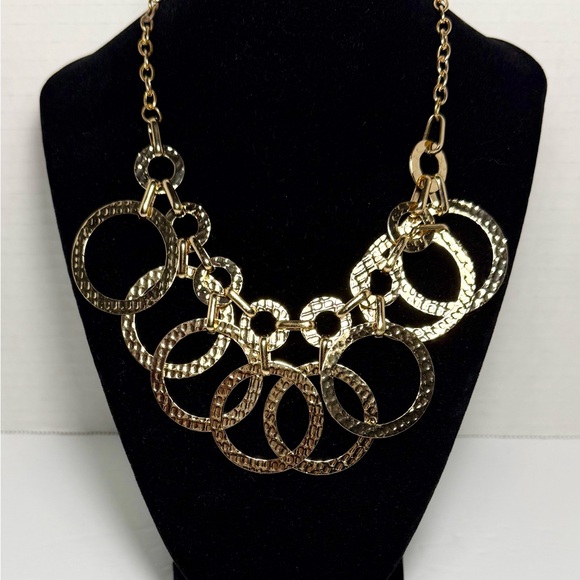Paparazzi Gold Hammered Hoop Bib Necklace and Matching Hoop Earrings Set - Picture 2 of 3